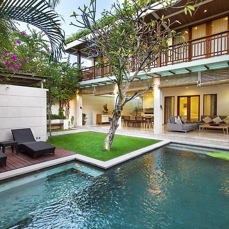 Dream Villa Seminyak Стая снимка